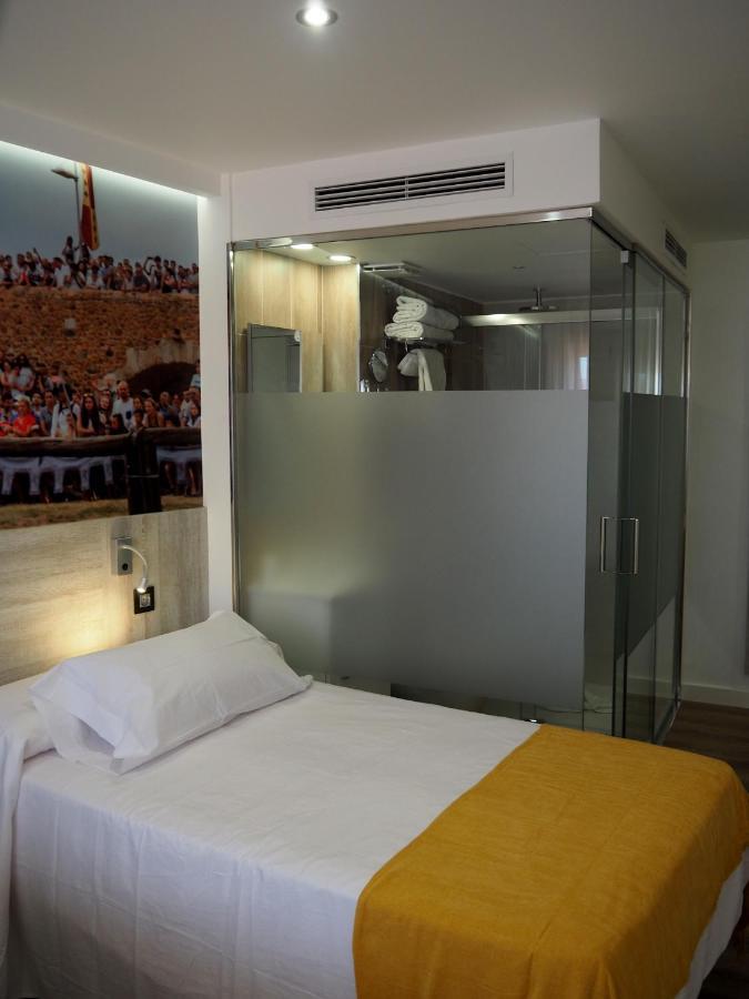 Hostal Don Suero De Quinones Hospital de Órbigo Eksteriør bilde